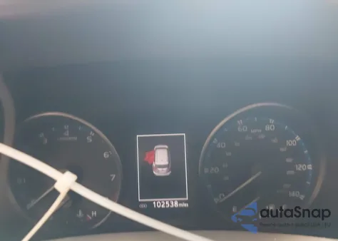 2018 Toyota Rav4 Le из США, поврежденный, VIN 2T3BFREV6JW745087